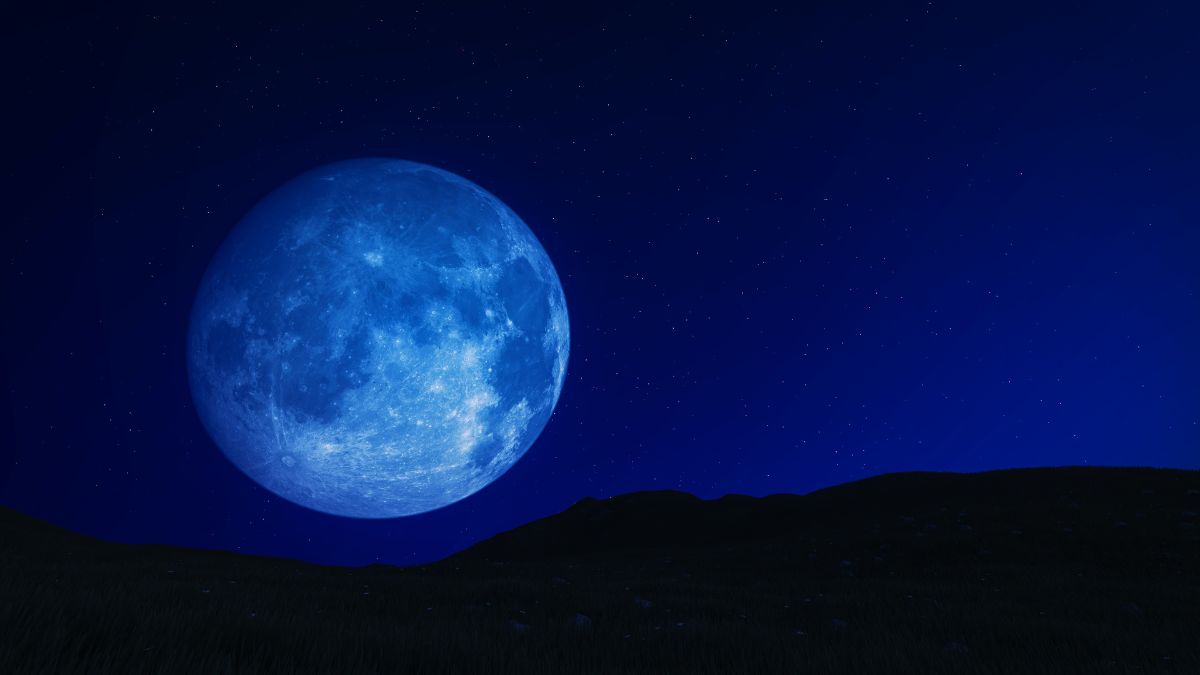 You are currently viewing What is a Blue Supermoon, and How Does It Affect Us Energetically?